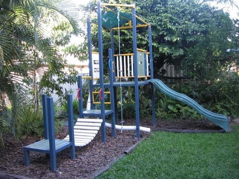 10 Sycamore Street, Pimlico QLD 4812