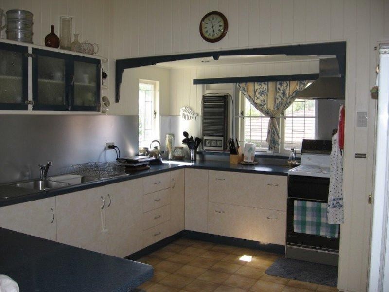 10 Sycamore Street, Pimlico QLD 4812