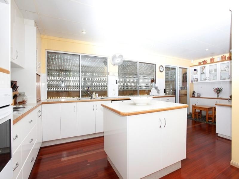 7 Cutler Court, Mount Louisa QLD 4814