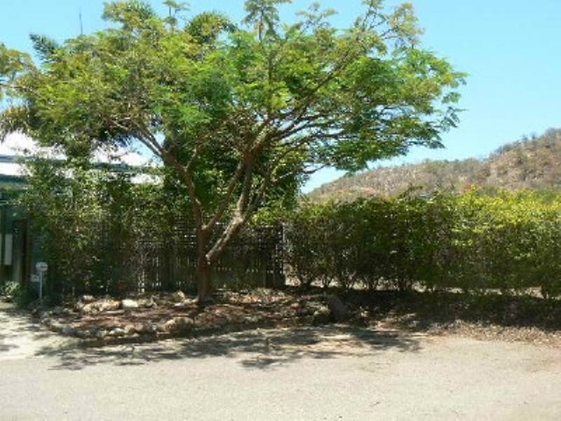 6 Norman Street, West End QLD 4810