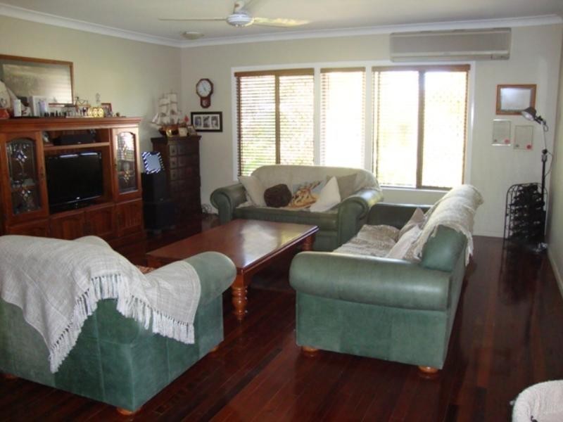 19 Alice Street, Cranbrook QLD 4814