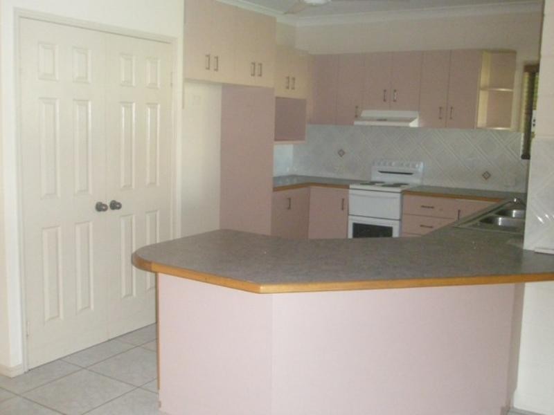 7 Carlo Court, Kelso QLD 4815