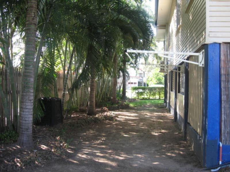 41 Park Street, Pimlico QLD 4812