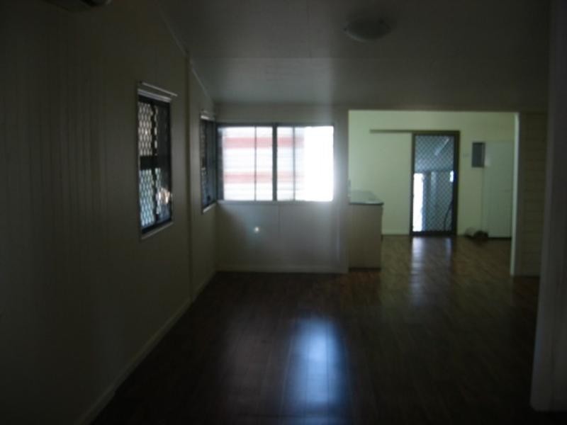 22 Diprose Street, Pimlico QLD 4812