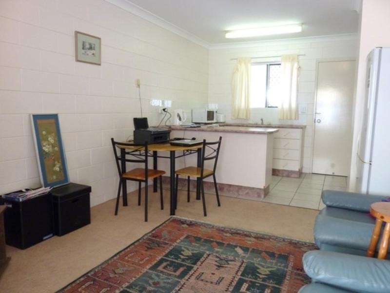 4/79 Gorden Street, Garbutt QLD 4814