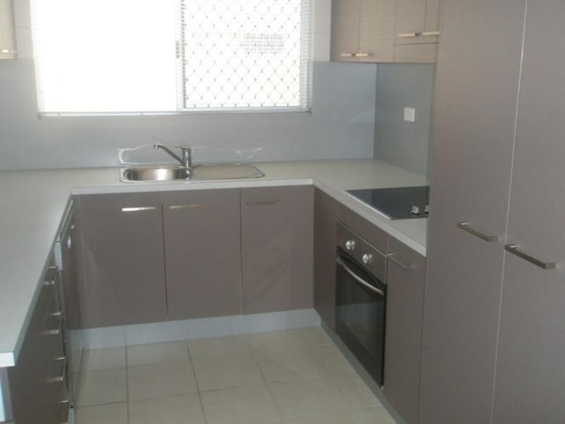 2/8 Ethel Street, Hyde Park QLD 4812