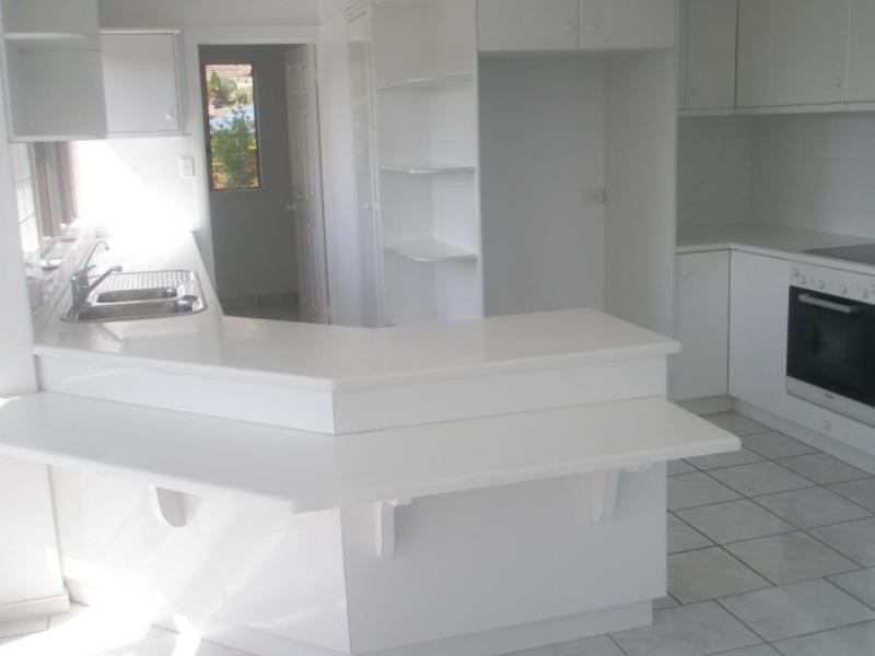 2/320 Stanley Street, North Ward QLD 4810