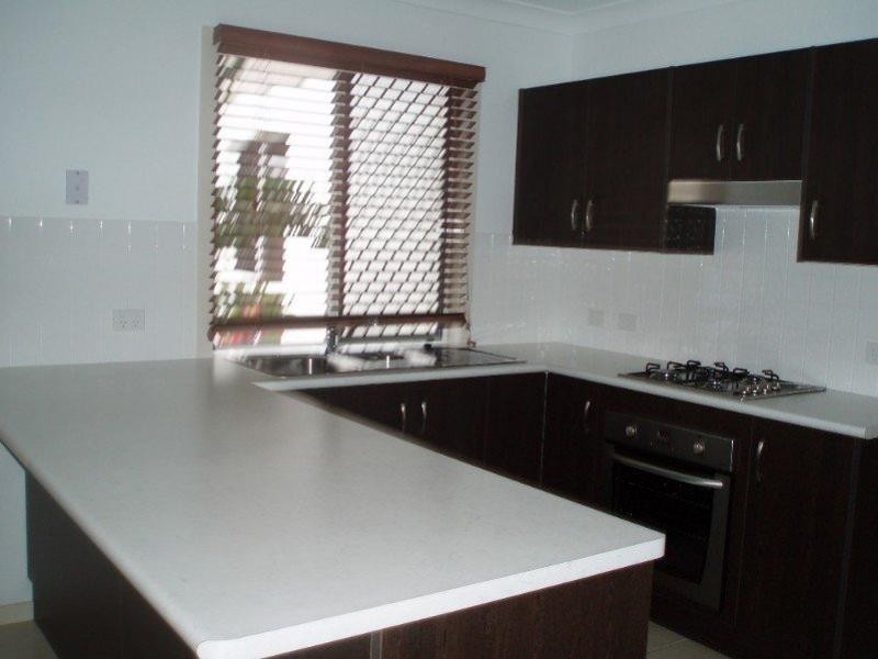 2 Moreton Ash Drive, Douglas QLD 4814