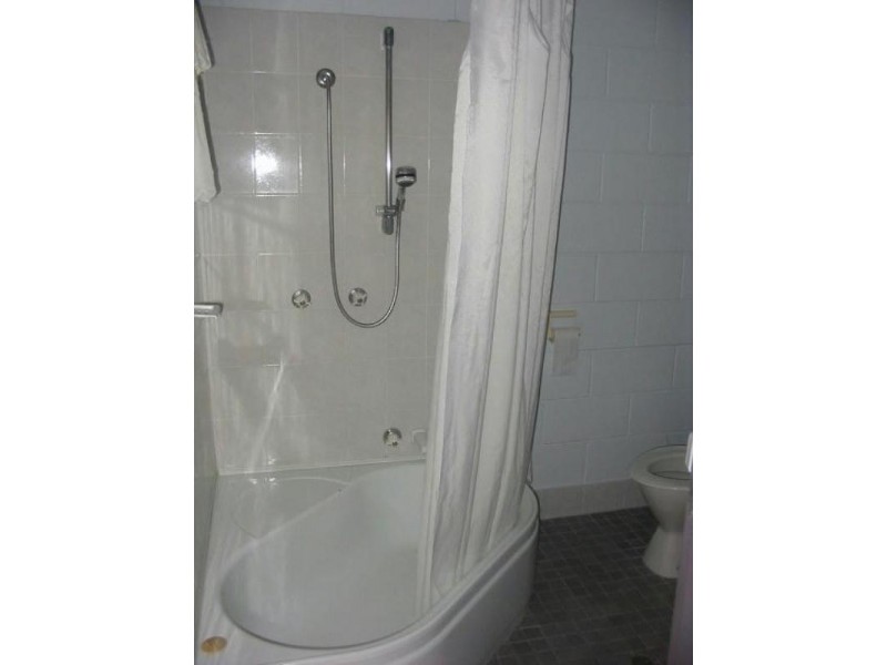 9/80-84 Queens Road, Hermit Park QLD 4812