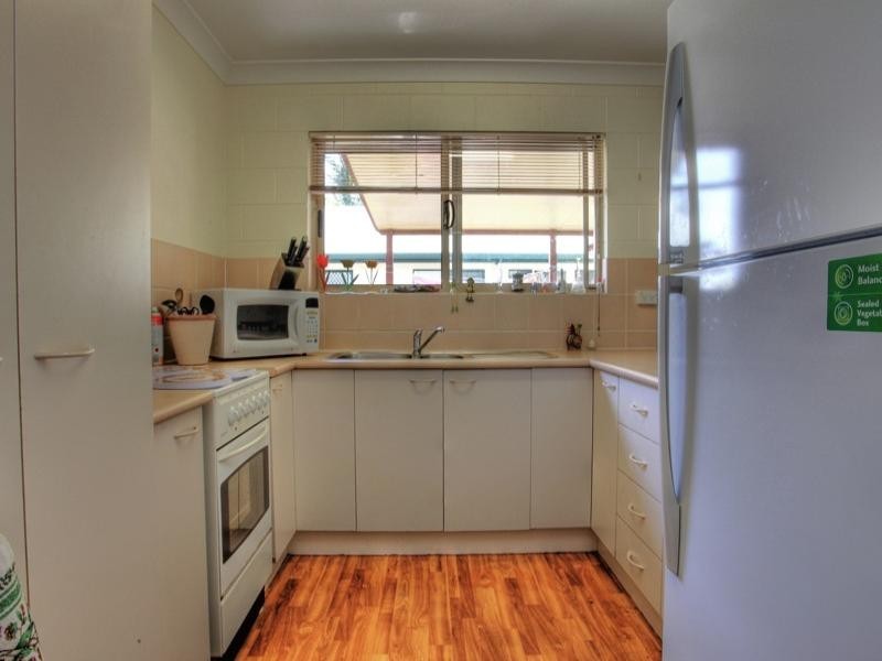 8 Gilmour Crescent, Kirwan QLD 4817