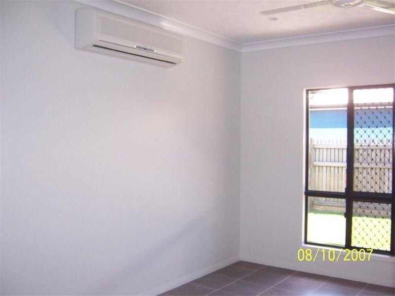 14 Moreton Ash Drive, Douglas QLD 4814