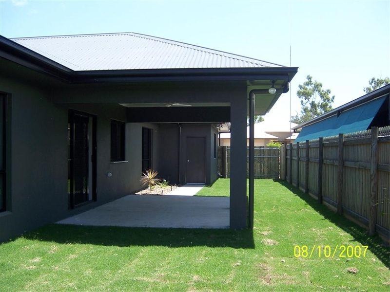 14 Moreton Ash Drive, Douglas QLD 4814