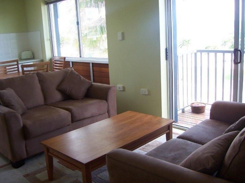 2/109 The Strand, North Ward QLD 4810