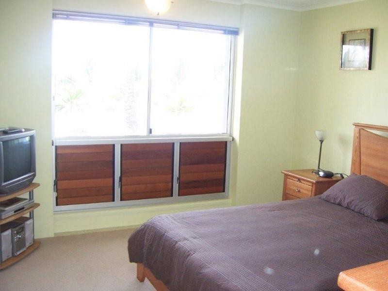 2/109 The Strand, North Ward QLD 4810