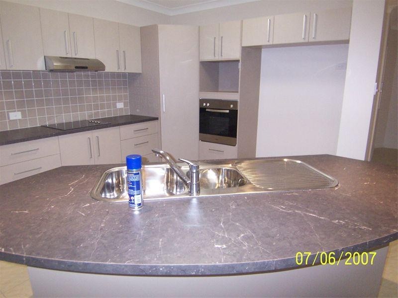 4 Mentmore Court, Bushland Beach QLD 4818