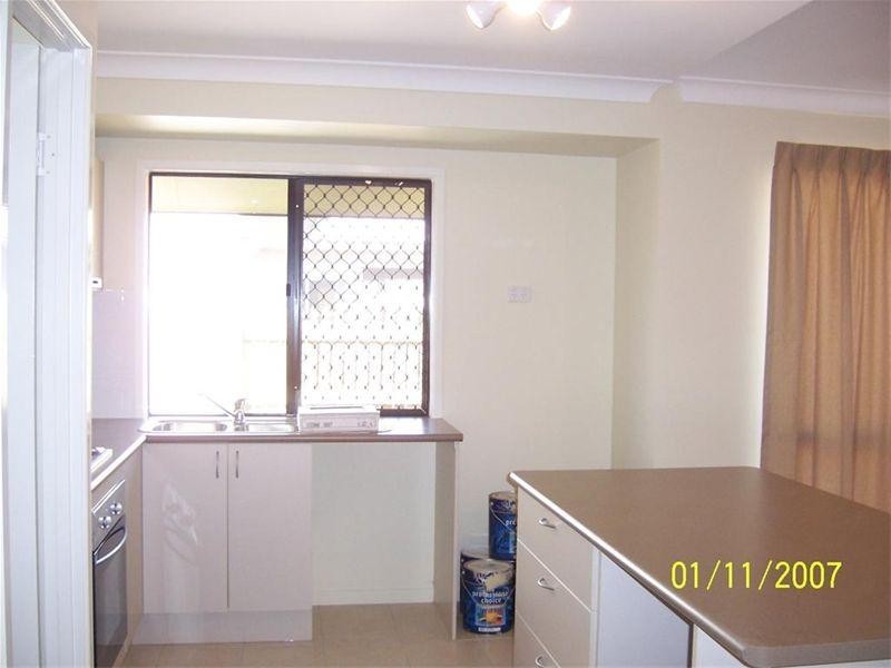 18 Daintree Drive, Bushland Beach QLD 4818