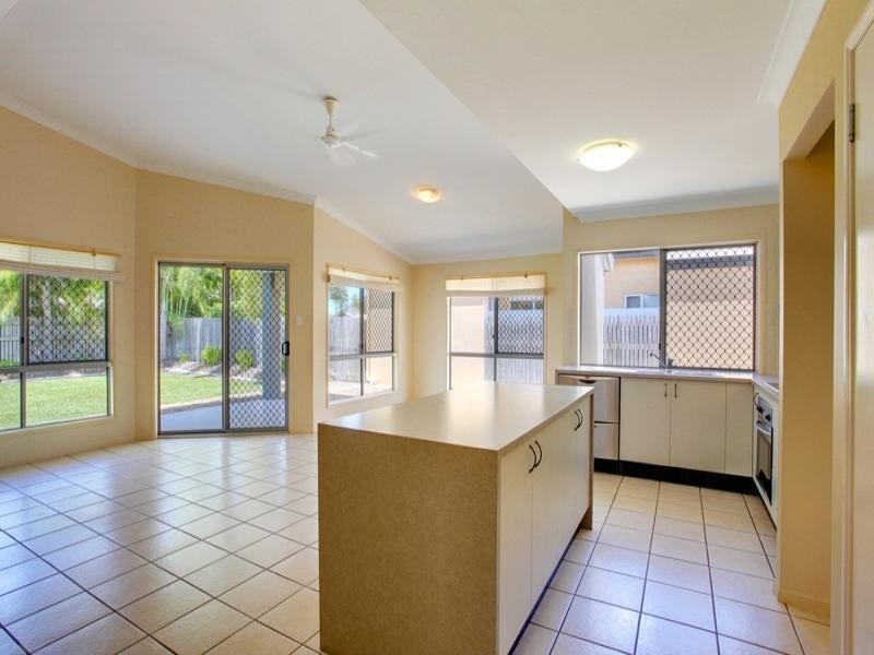 35 Marchwood Avenue, Kirwan QLD 4817