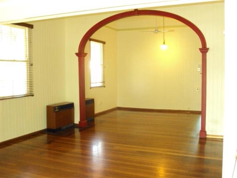 69 Armstrong Street, Hermit Park QLD 4812