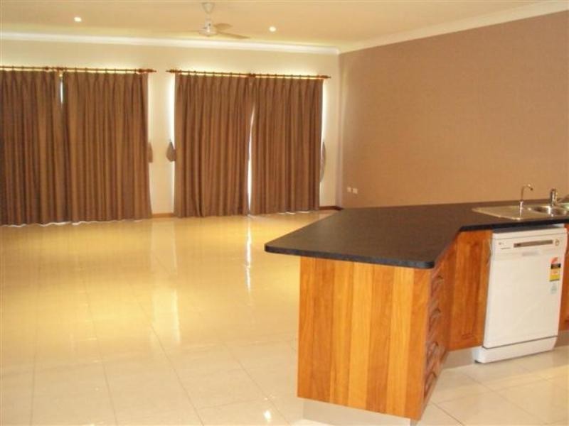 120 River Boulevard, ‘Fairfield Waters’, Idalia QLD 4811