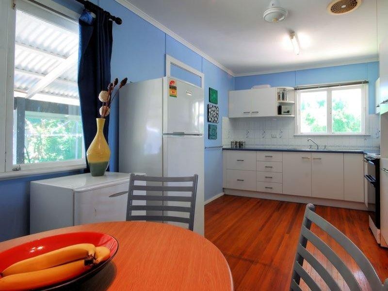 4 Daley Street, Heatley QLD 4814