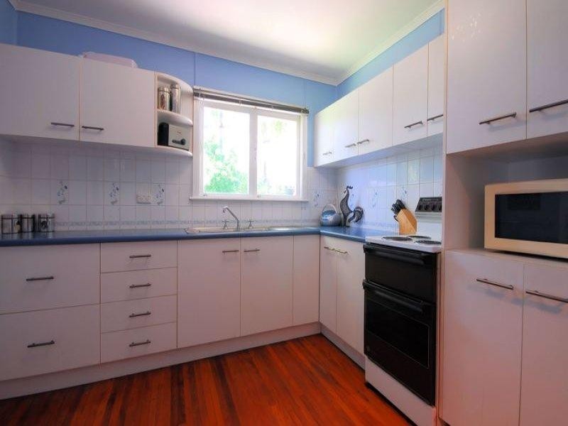 4 Daley Street, Heatley QLD 4814