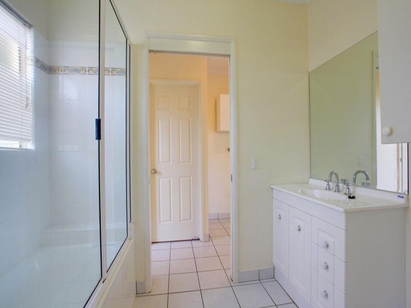 37 Southern Cross Circuit, Douglas QLD 4814