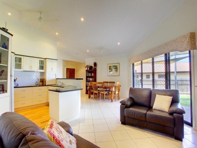 3 Buller Close, Mount Louisa QLD 4814