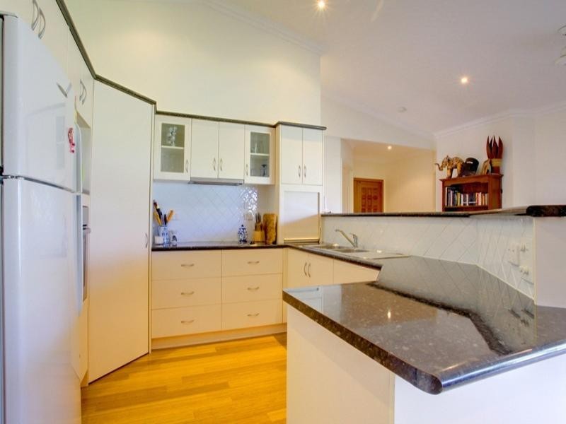 3 Buller Close, Mount Louisa QLD 4814