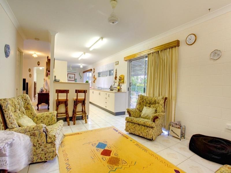 32 Lambert Street, Heatley QLD 4814