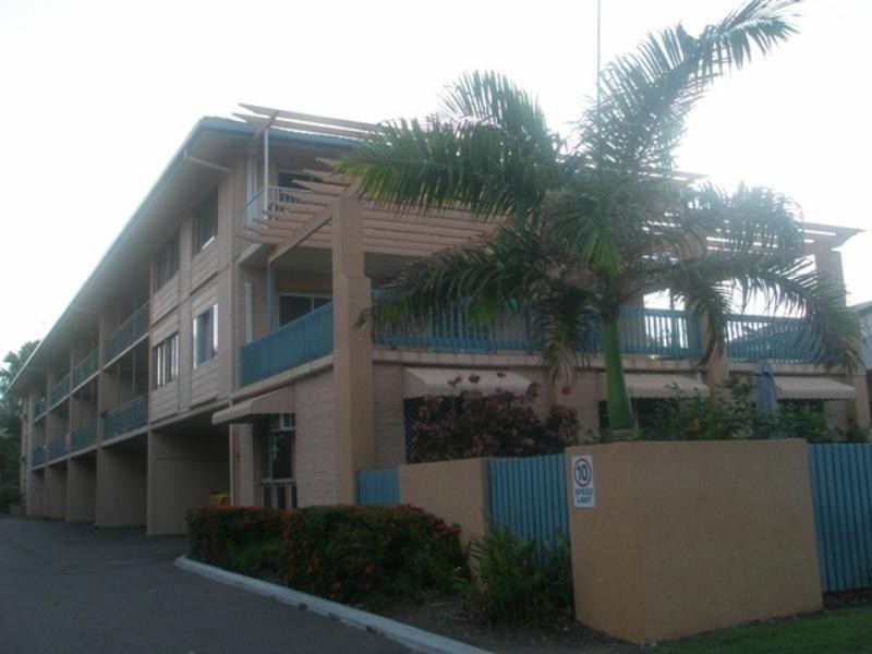 2/98 The Strand, Townsville QLD 4810