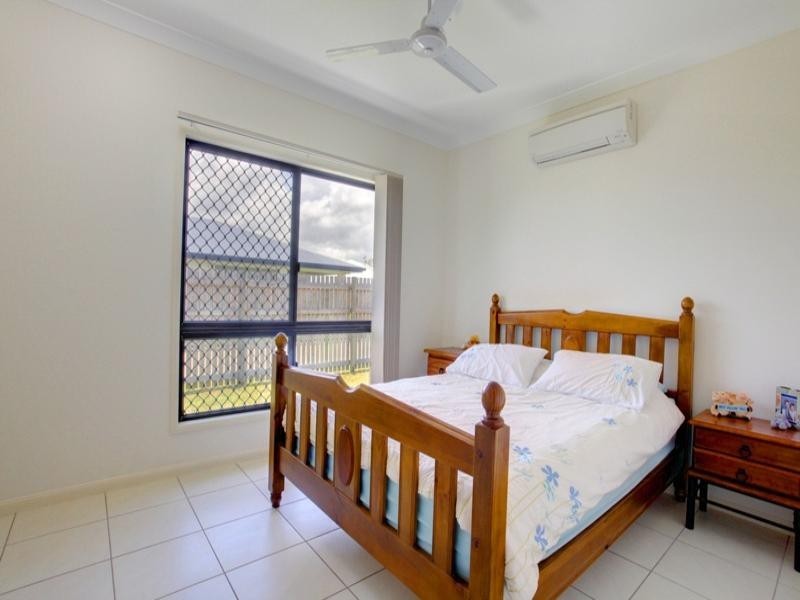 11 Lyrebird Lane, Bohle Plains QLD 4817