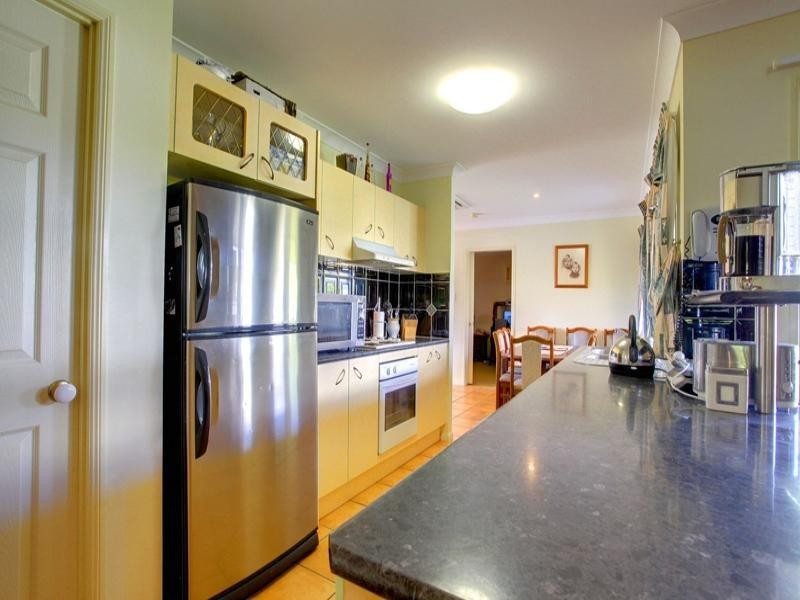 10 Crestbrook Drive, Mount Louisa QLD 4814