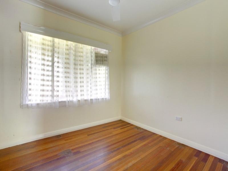 121 Ross River Road, Mundingburra QLD 4812