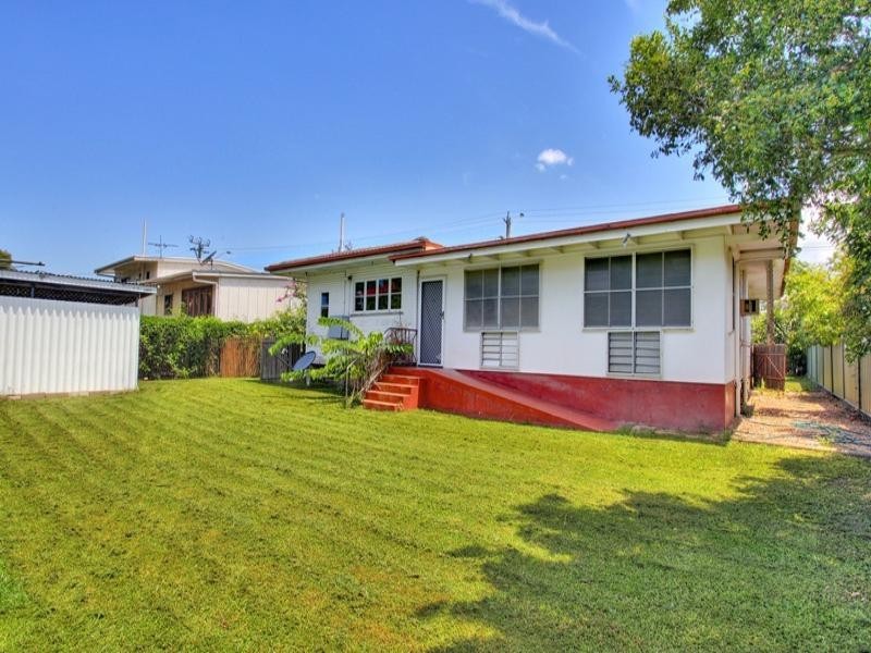 121 Ross River Road, Mundingburra QLD 4812