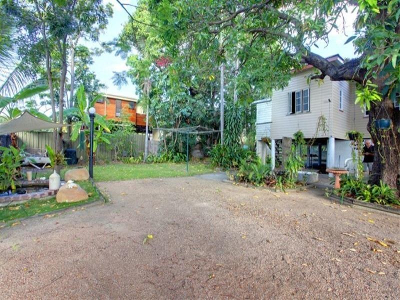 121 Bundock Street, Belgian Gardens QLD 4810