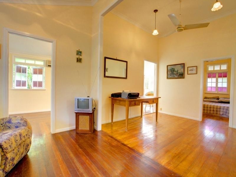 121 Bundock Street, Belgian Gardens QLD 4810