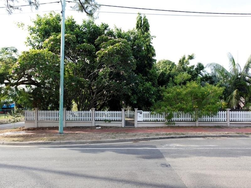 121 Bundock Street, Belgian Gardens QLD 4810