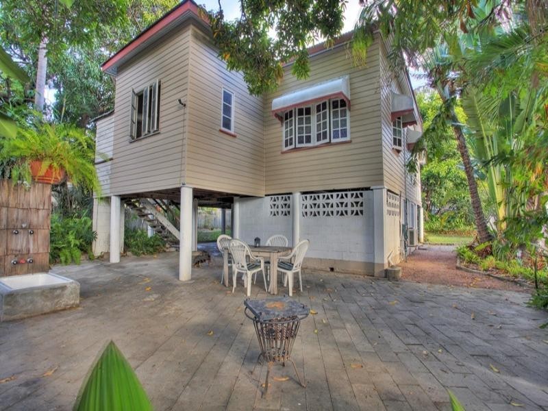 121 Bundock Street, Belgian Gardens QLD 4810