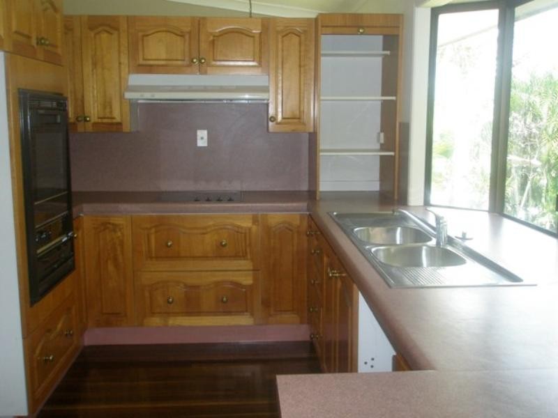 4 Picton Court, Cranbrook QLD 4814