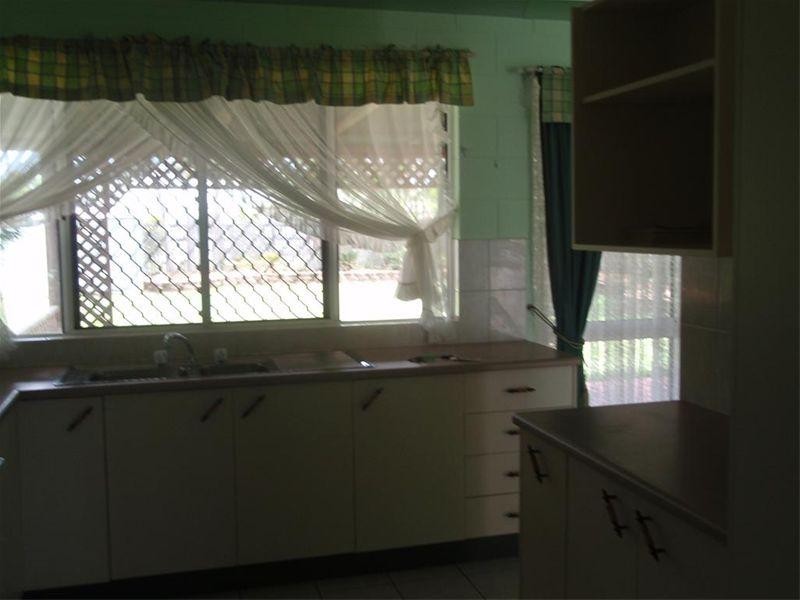 15 Sapphire Court, Deeragun QLD 4818