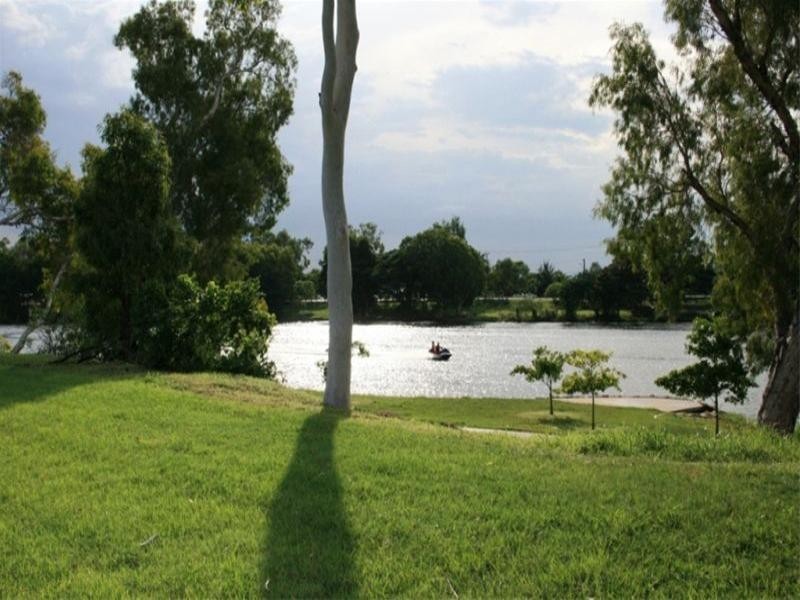 7 Riverwalk Way, Douglas QLD 4814