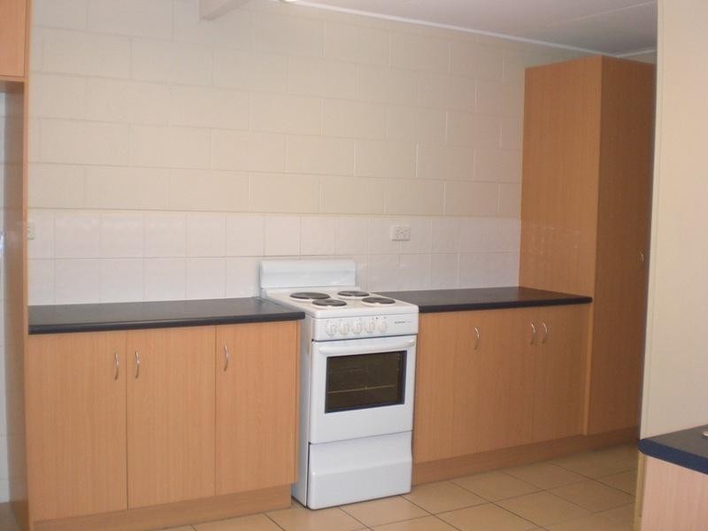 6/54 Percy Street, West End QLD 4810