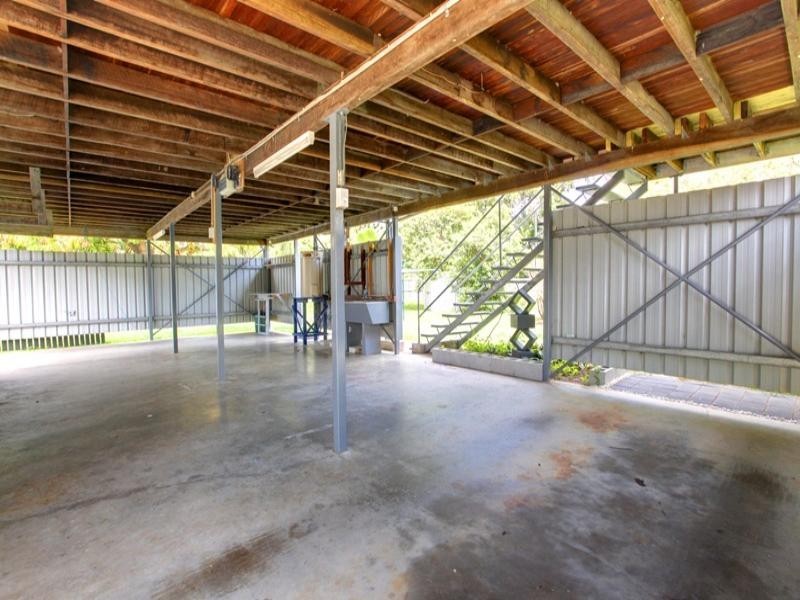 8 Windsor Street, Hermit Park QLD 4812