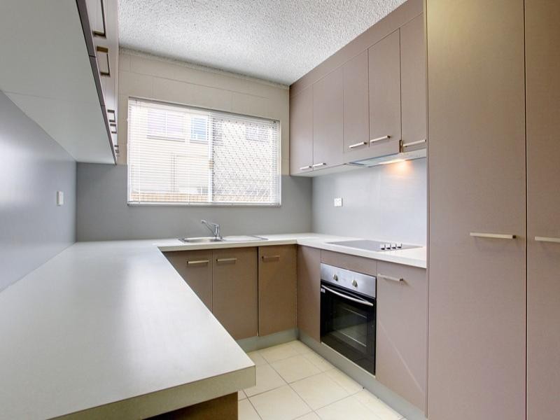 2/8 Ethel Street, Hyde Park QLD 4812