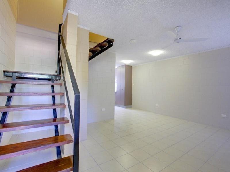 2/8 Ethel Street, Hyde Park QLD 4812