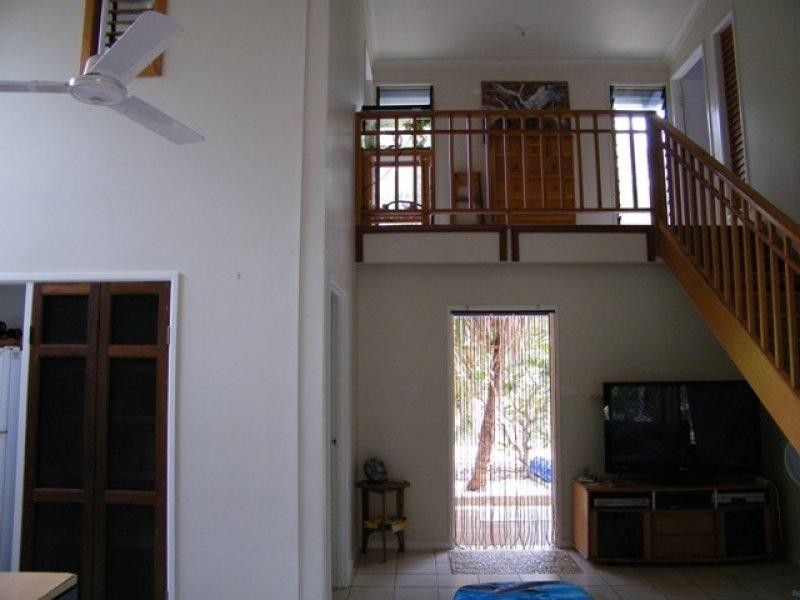 542 Cape Cleveland Road TOWNSVILLE,, Cape Cleveland QLD 4810