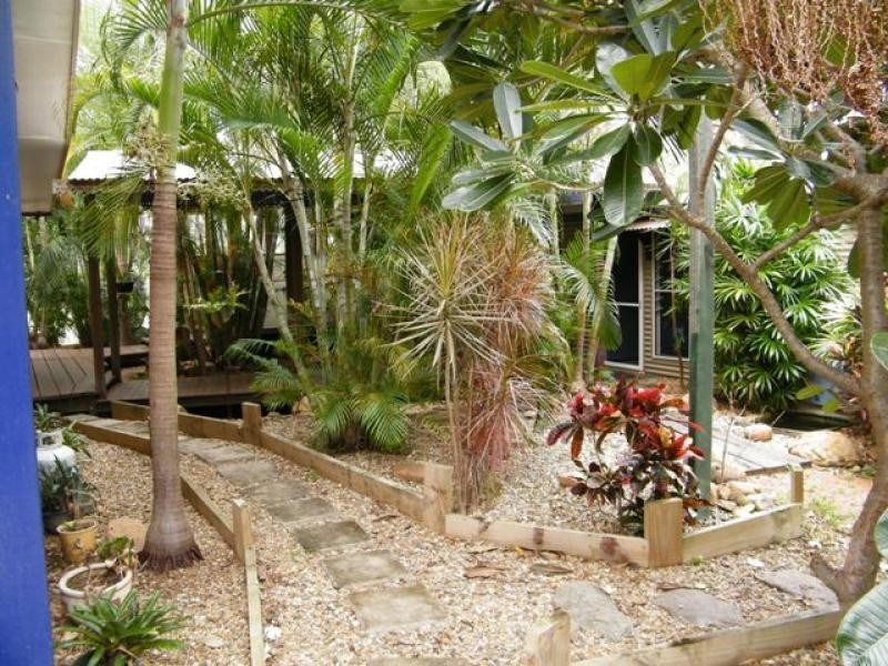 542 Cape Cleveland Road TOWNSVILLE,, Cape Cleveland QLD 4810