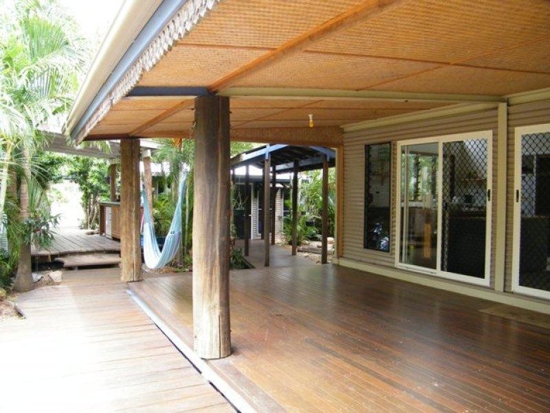 542 Cape Cleveland Road TOWNSVILLE,, Cape Cleveland QLD 4810