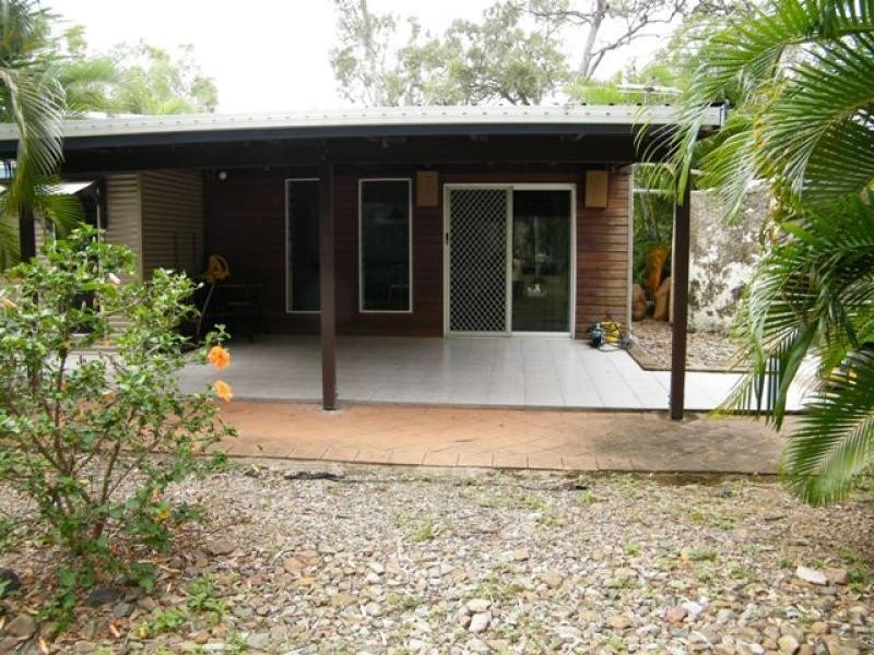 542 Cape Cleveland Road TOWNSVILLE,, Cape Cleveland QLD 4810