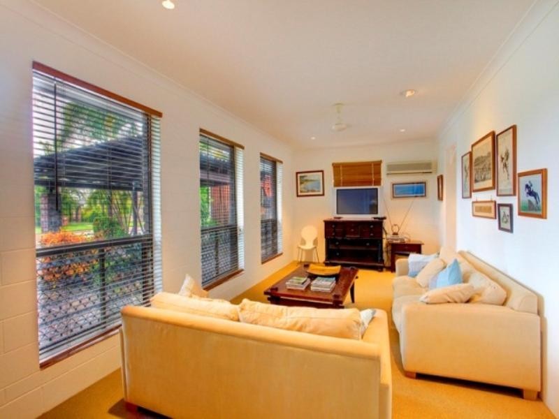 9 Garden Grove Crescent, Kirwan QLD 4817